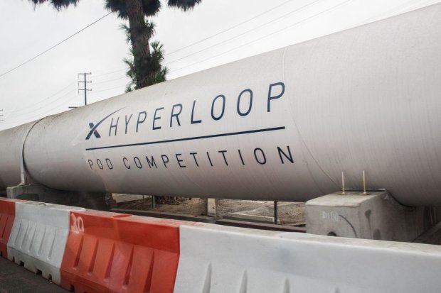 Исторический день: Hyperloop разогнали до рекордных 463 км/ч