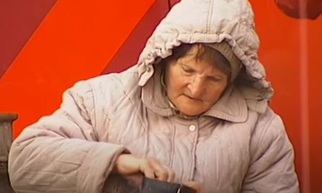 Пенсіонерка. Фото: скріншот YouTube-відео