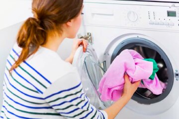 Стирка, стиральная машина. Фото: YouTube