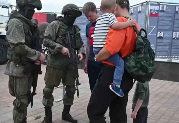 Военные на россии. Фото: скриншот YouTube-видео