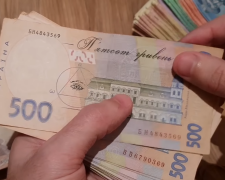 Пенсіонери, пільговики, ВПО: Кабмін готує нові виплати "весняної підтримки"