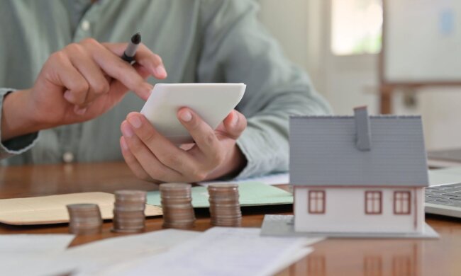 Податок на житло, українці, гроші. Фото: Telegram