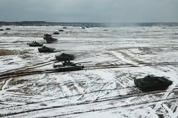 Военная техника. Фото: скриншот YouTube