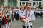 Будут праздновать весь день: как пройдет "Последний звонок" в этом году в школах Киева