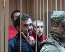 Несмотря на уговоры, угрозы и санкции: В России предъявили окончательное обвинение 24 украинским морякам