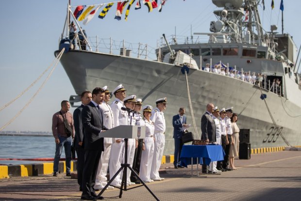 «Наша общая цель»: Зеленский поздравил ВМС с праздником и рассказал о планах на будущее
