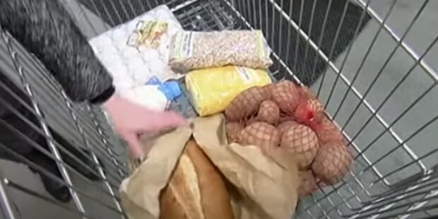 Стало известно, сколько граждане Украины и других стран тратят на продукты. Фото: скрин YouTube