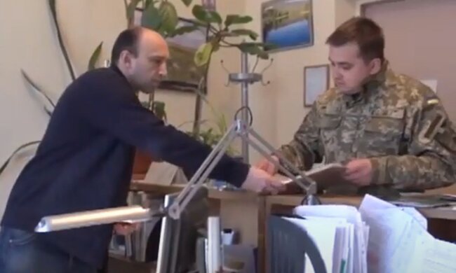 Військовослужбовець. Фото: скріншот YouTube-відео