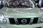 Автомобиль марки Nissan, фото: Скриншот YouTube