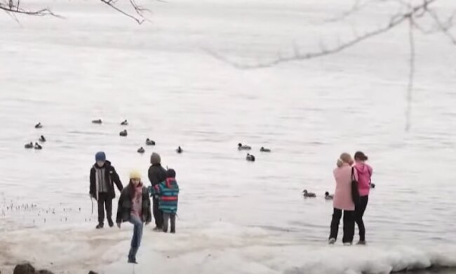 Усю Україну накриють дощі зі снігом: синоптик Діденко приголомшила прогнозом на четвер, 16 березня