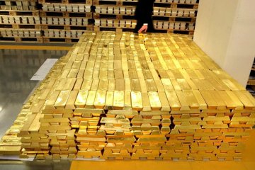 В Польшу привезли довоенное золото, фото: gold.kh.ua