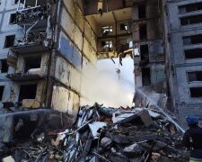 Последствия ракетных ударов рф по Запорожью. Фото: ГСЧС Украины