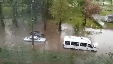 Непогода в Украине. Фото: скриншот YouTube-видео