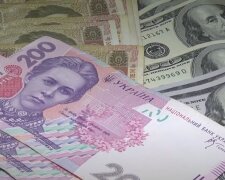 Обмін валюти. Фото: скріншот YouTube-відео