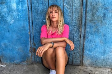 Никитюк хотела похвастаться ногами, в сети оценили: «Красивые криволапки»