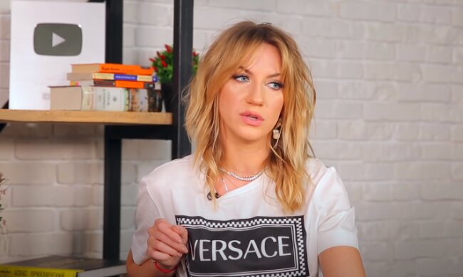 Леся Никитюк: Скриншот YouTube