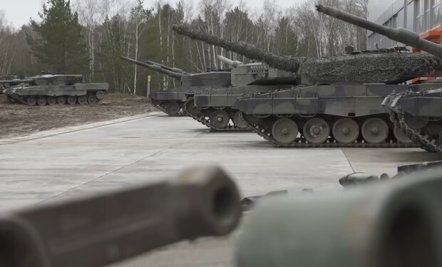 Танки "Leopard 2". Фото: скриншот YouTube-видео