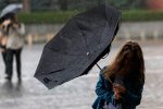 Экстренное предупреждение от ГСЧС: ураганный ветер и сильный дождь