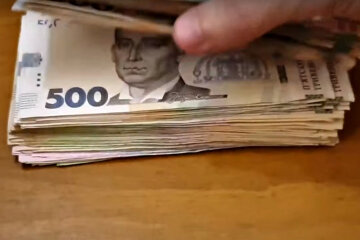 Борги і законодавство. Фото: скріншот YouTube-відео.