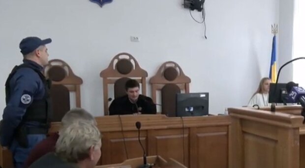 Заседание суда. Фото: скриншот YouTube-видео