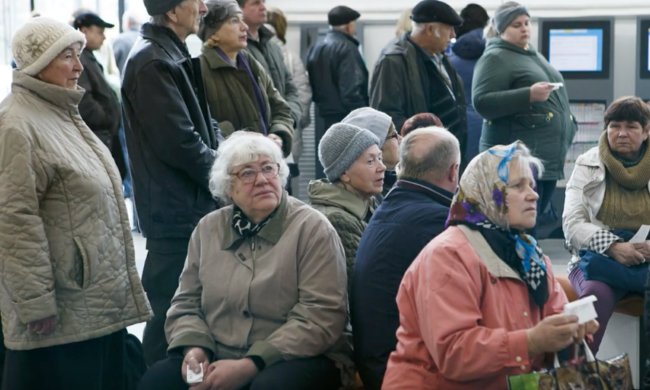 Пенсионеры в Украине. Фото: скриншот Youtube