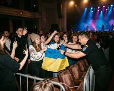 концерт Макс Корж Бухарест прапор Україна
