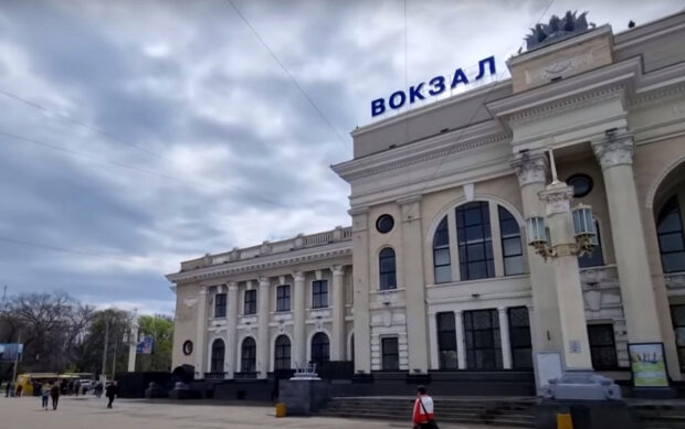 Одеський вокзал. Фото: скріншот YouTube-відео.