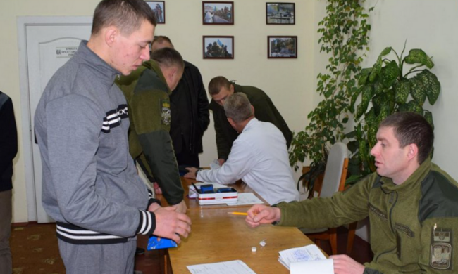 Мобілізація студентів: 50 тисяч тих, кому 25+ відраховують - ТЦК уже чекають