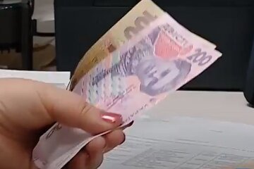 Гривны. Фото: скриншот YouTube-видео