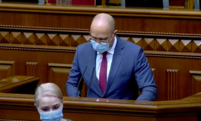 Полный локдаун: Шмыгаль сделал заявление в Раде, когда могут ввести