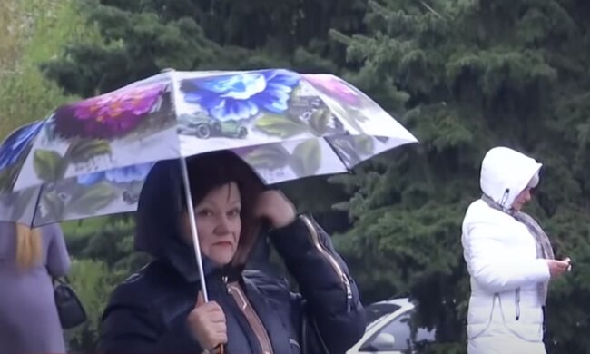 Дощ. Фото: скріншот YouTube-відео