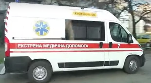 Избили женщину за русский язык, фото: скриншот YouTube