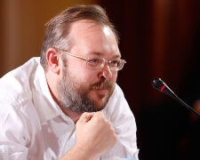 Андрей Ермолаев