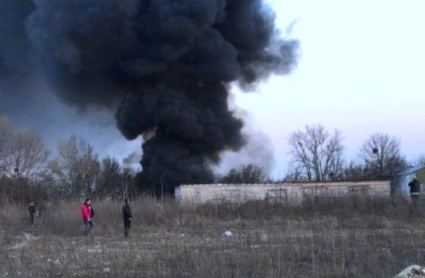 Пожар в Голосеевском районе. Фото: gorodfinansov.ru