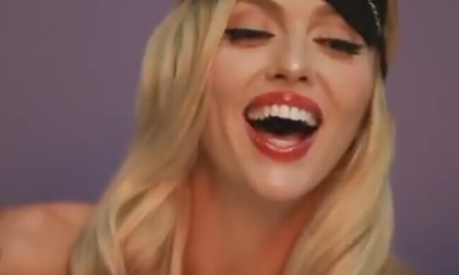 Оля Полякова. Фото: youtube