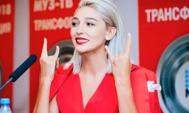 Настя Ивлеева. Фото: скриншот YouTube