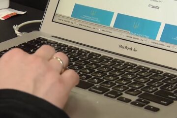 В Украине хотят изменить наказание за ложь в декларации. Фото: YouTube, скрин