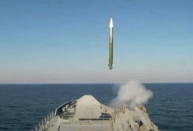 Запуск ракет. Фото: скриншот Youtube-відео