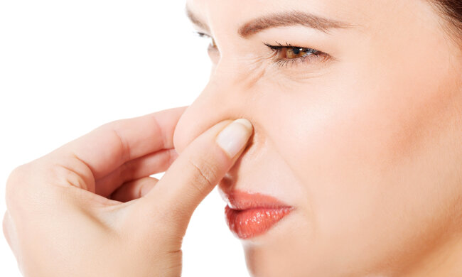 Принюхайтесь к себе: несколько запахов, которые говорят о скрытых болячках