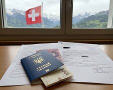 Швейцарія статус захисту українці документи