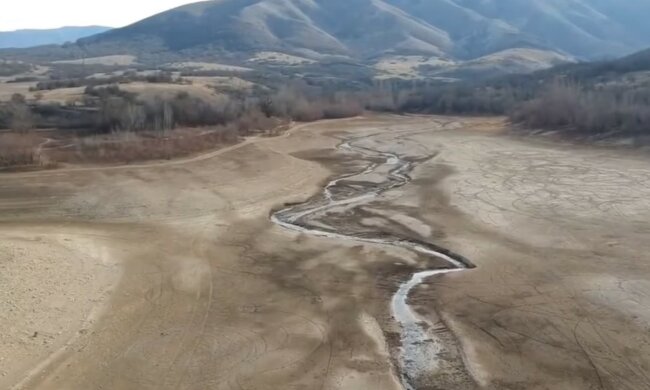 Пересохшее водохранилище. Крым. Фото: скриншот Facebook