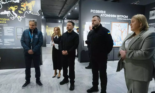 Обновленная экспозиция, уникальные документы и интерактивные пространства: Президент Украины посетил Национальный музей "Чернобыль"