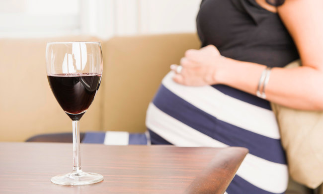 Беременность и алкоголь: Супрун раскрыла всю правду