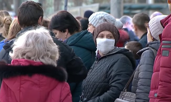 Смягчение карантина в Украине. Фото: Факты, скрин
