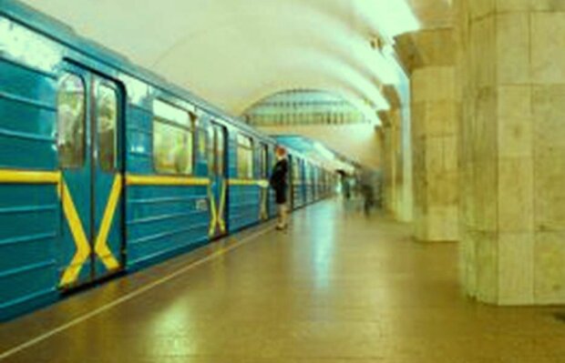 Метро в Киеве. Фото: скриншот YouTube