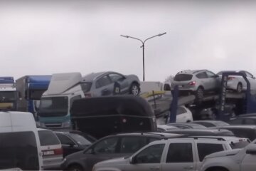Водителям дали 10 дней: потом останетесь без номеров - разъяснение МВД