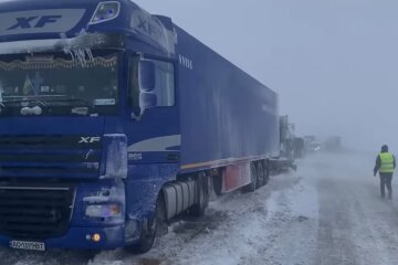 Непогода в Ровненской области. Фото: скриншот Youtube-видео