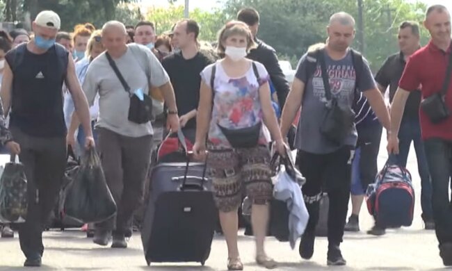 В Госпогранслужбе рассказали о пересечении границы. Фото: скрин youtube