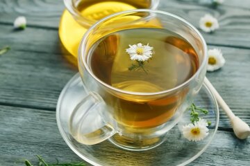 Чай з ромашок. Фото: YouTube