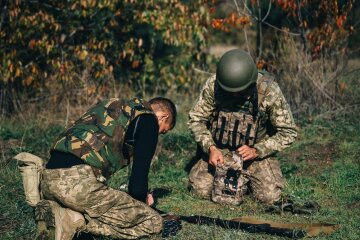 Украинцам рассказали, чем хотят заменить мобилизацию - годовой контракт и деньги